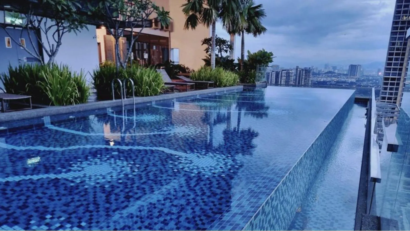 Hotel Revo Aurora Home At Pavilion Bukit Jalil Kuala Lumpur
